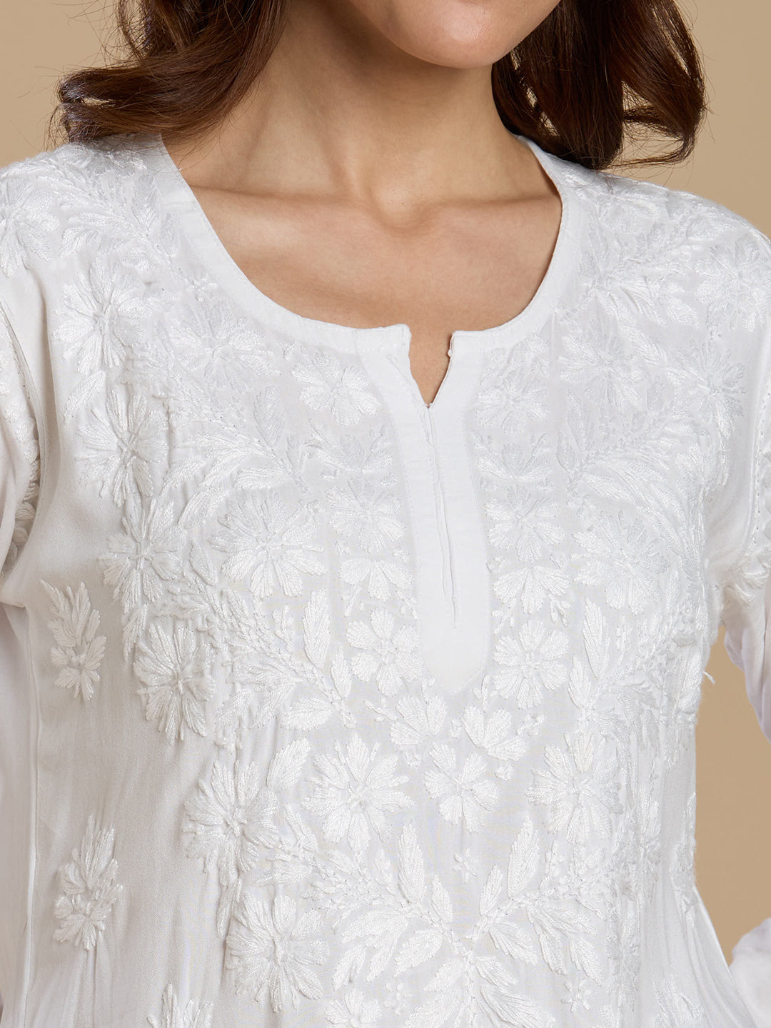 Bakhiya Work Hand-Embroidered Chikankari Short Kurta