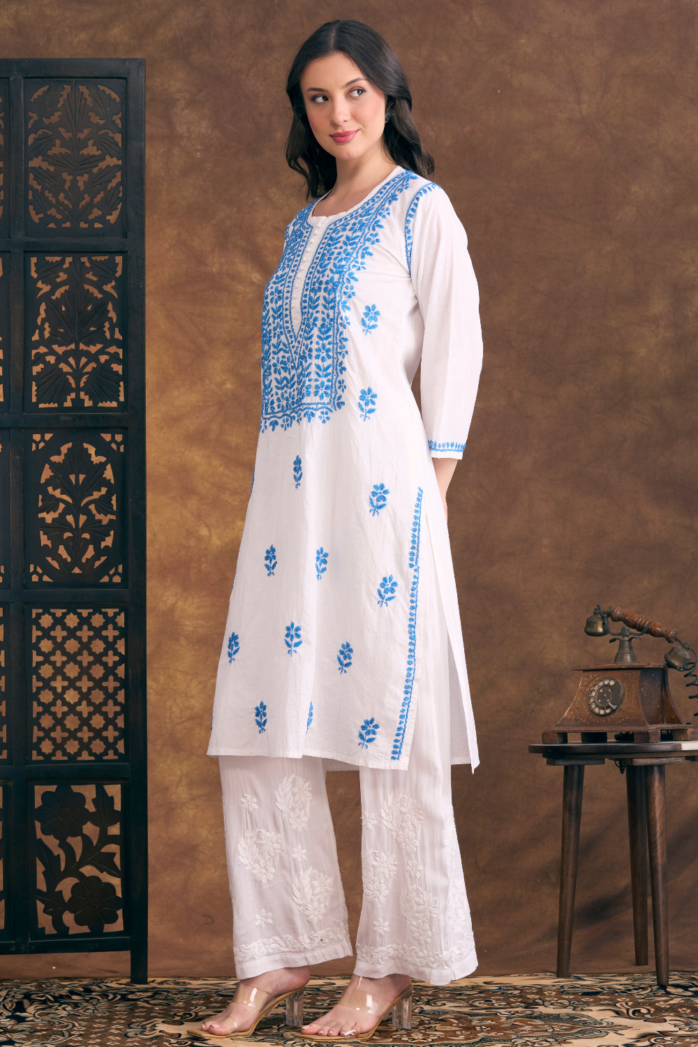 Aafreen White &amp; Blue Chikankari Cotton Kurta
