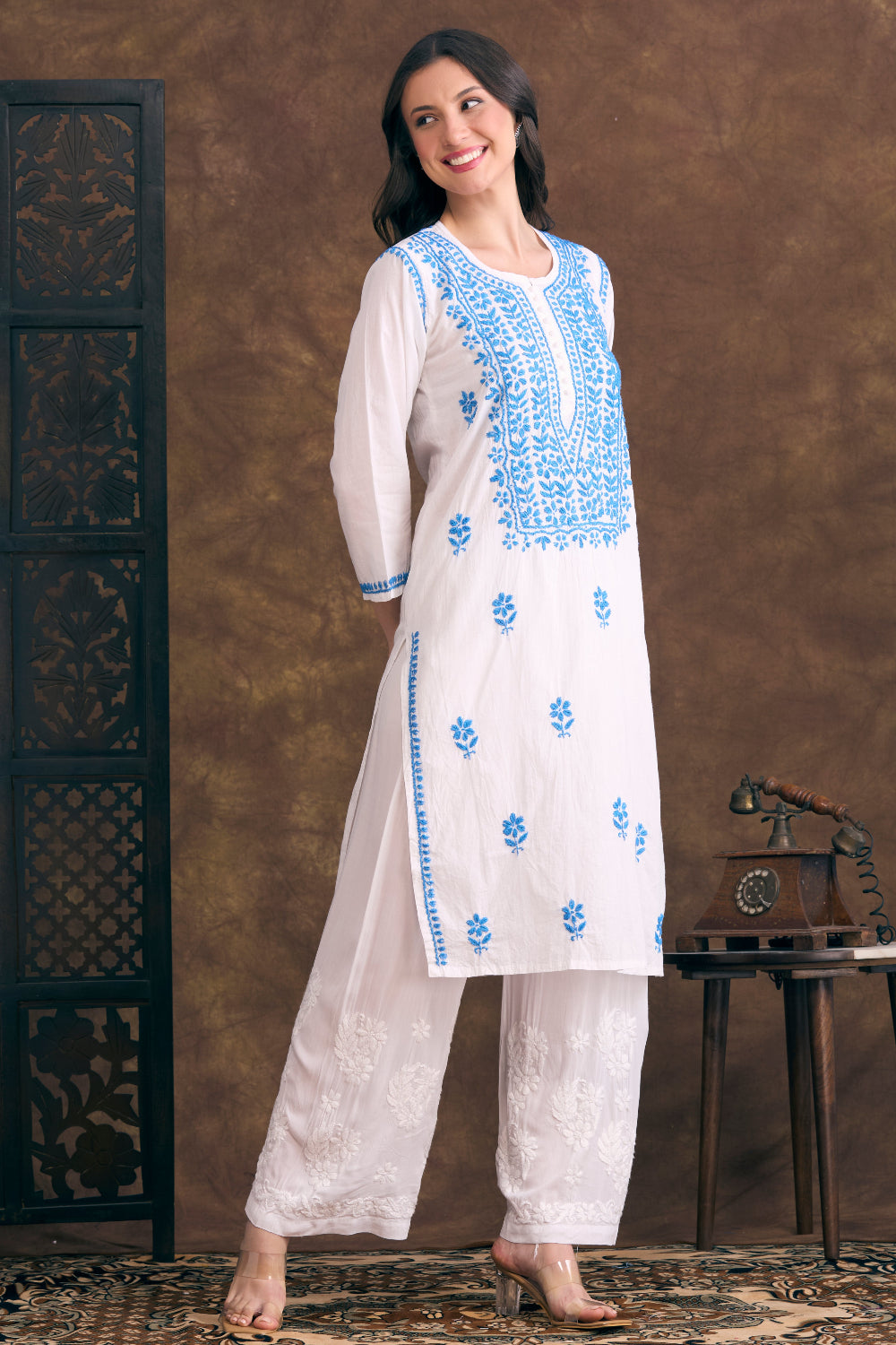 Aafreen White &amp; Blue Chikankari Cotton Kurta